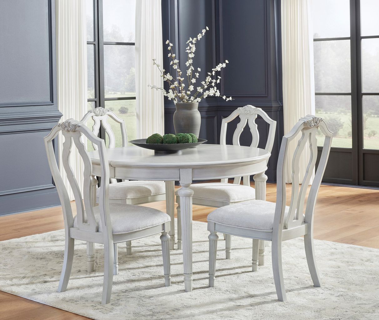 Montelaine Dining Extension Table In Antique White D79535