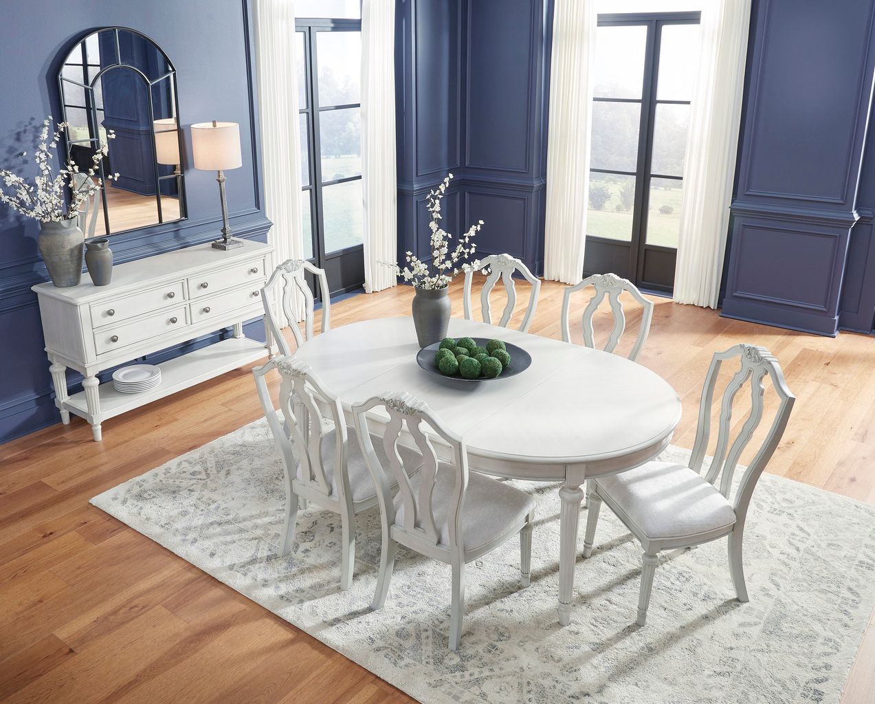 Montelaine Dining Extension Table In Antique White D79535