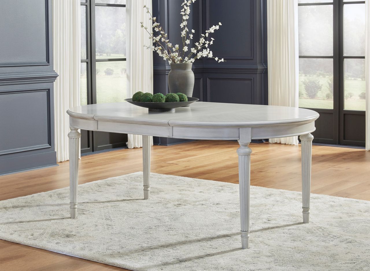 Montelaine Dining Extension Table In Antique White D79535