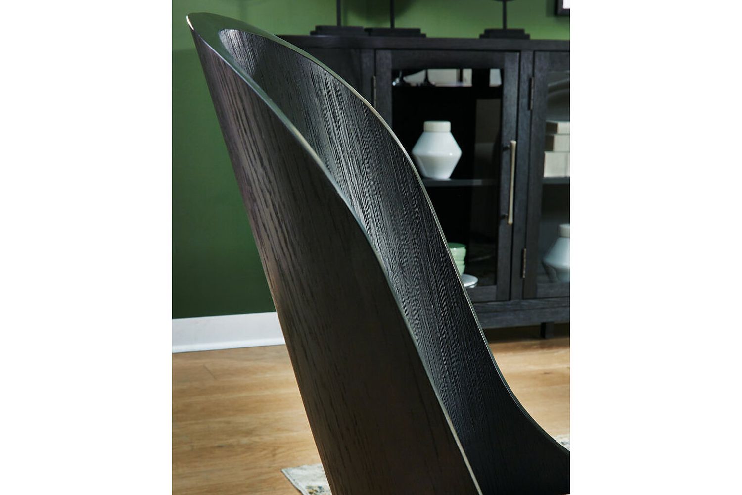 Rowanbeck Dining Chair Set of 2 In Black and Gray D82101
