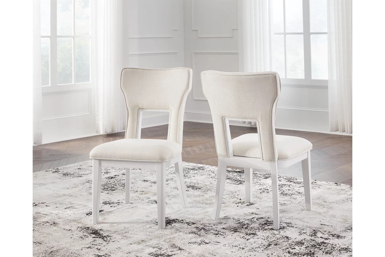 Chalanna Dining Chair Set of 2 In White D82201