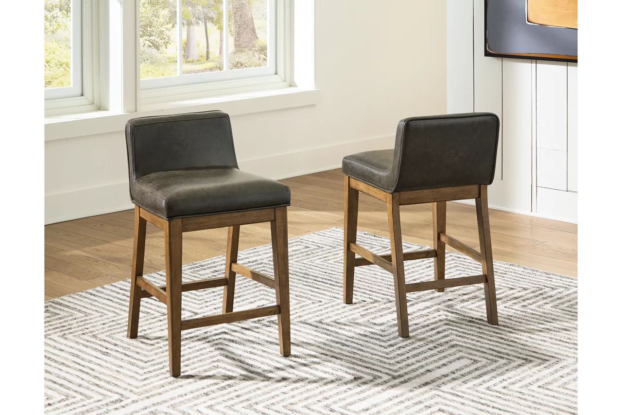 Cabalynn Counter Height Dining Room Set In Light Brown D974D3