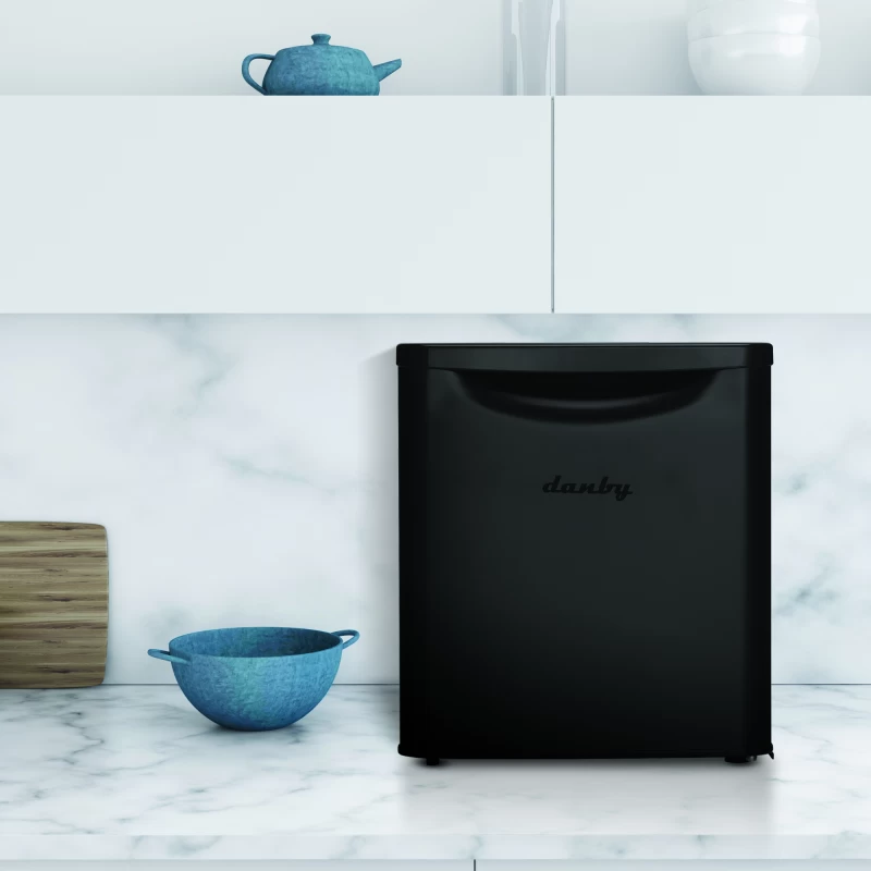 1.7 cu. ft. Compact Fridge DAR017A3BDB6