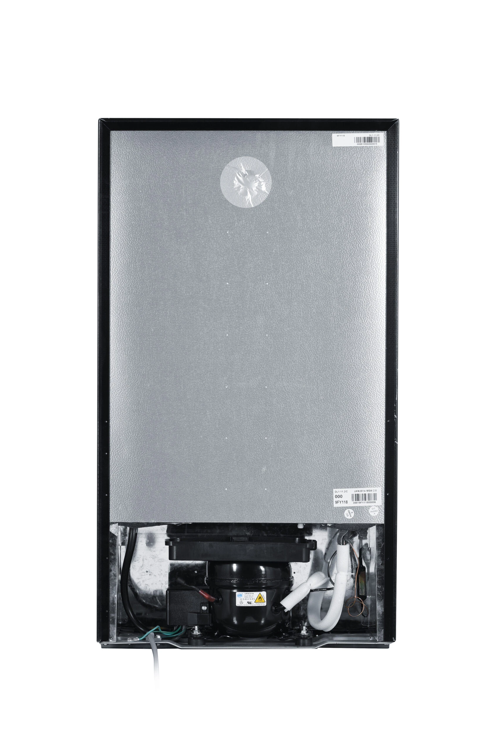 3.2 Cu. Ft. Compact Fridge DAR032B2BM