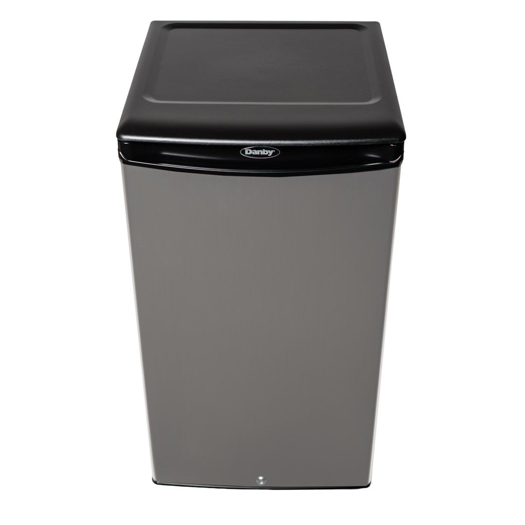 3.3 Cu. Ft. Outdoor Fridge DAR033A1BSLDBO