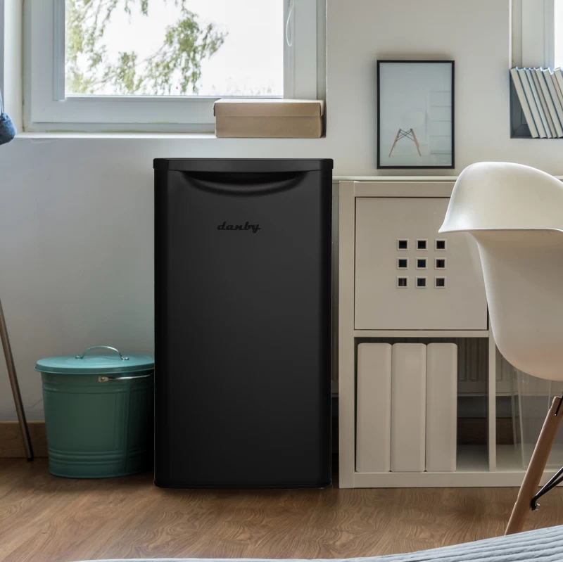 3.3 cu. ft. Compact Fridge DAR033A6BDB6