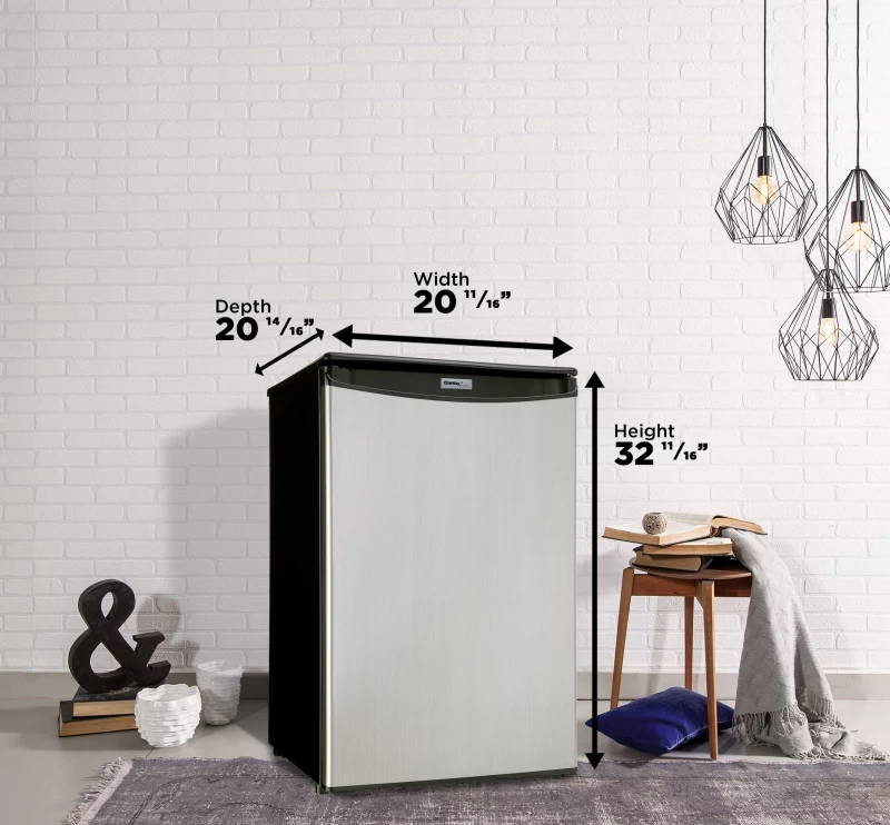 4.4 cu. ft. Compact Fridge DAR044A4BSLDD6