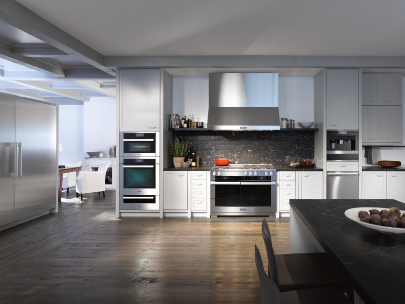 Wall ventilation hood for perfect combination with Ranges and Rangetops. DAR1260