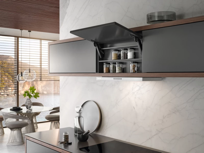 Built‑in ventilation hood with EasySwitch controls for convenient operation DAS2620