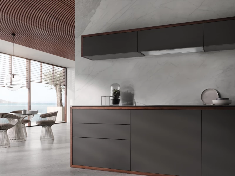 Built‑in ventilation hood with intuitive SmartControl White controls for use in narrow upper cabinets DAS8930