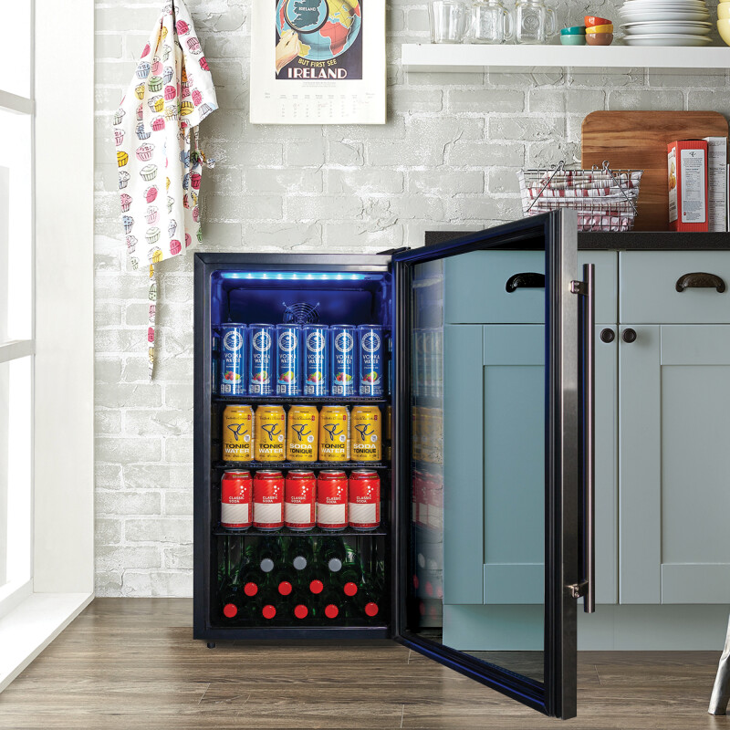 3.1 Cu. Ft. Free-standing Beverage Center DBC117A2BSSDD6