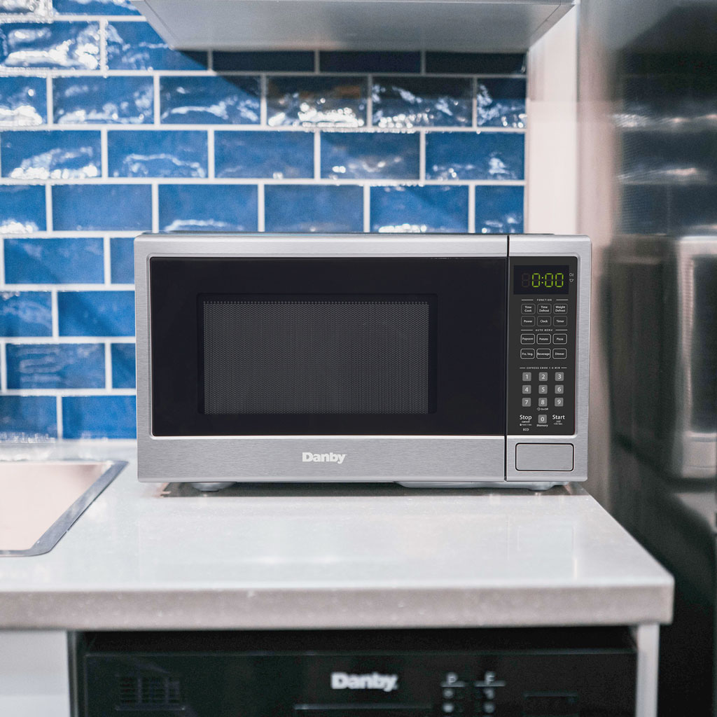 0.9 Cu. Ft. Microwave With Convenience Cooking Controls DBMW009201M1