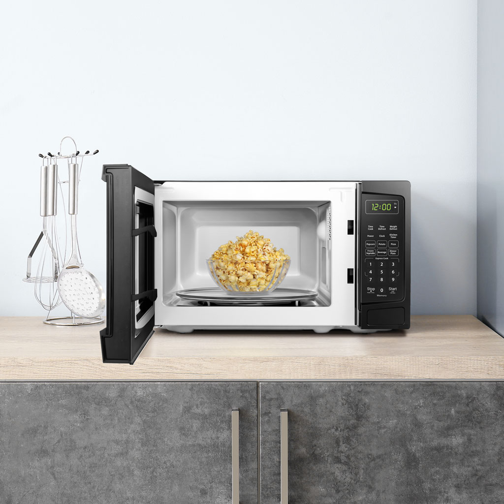 0.7 Cu. Ft. Countertop Microwave DBMW0720BBB
