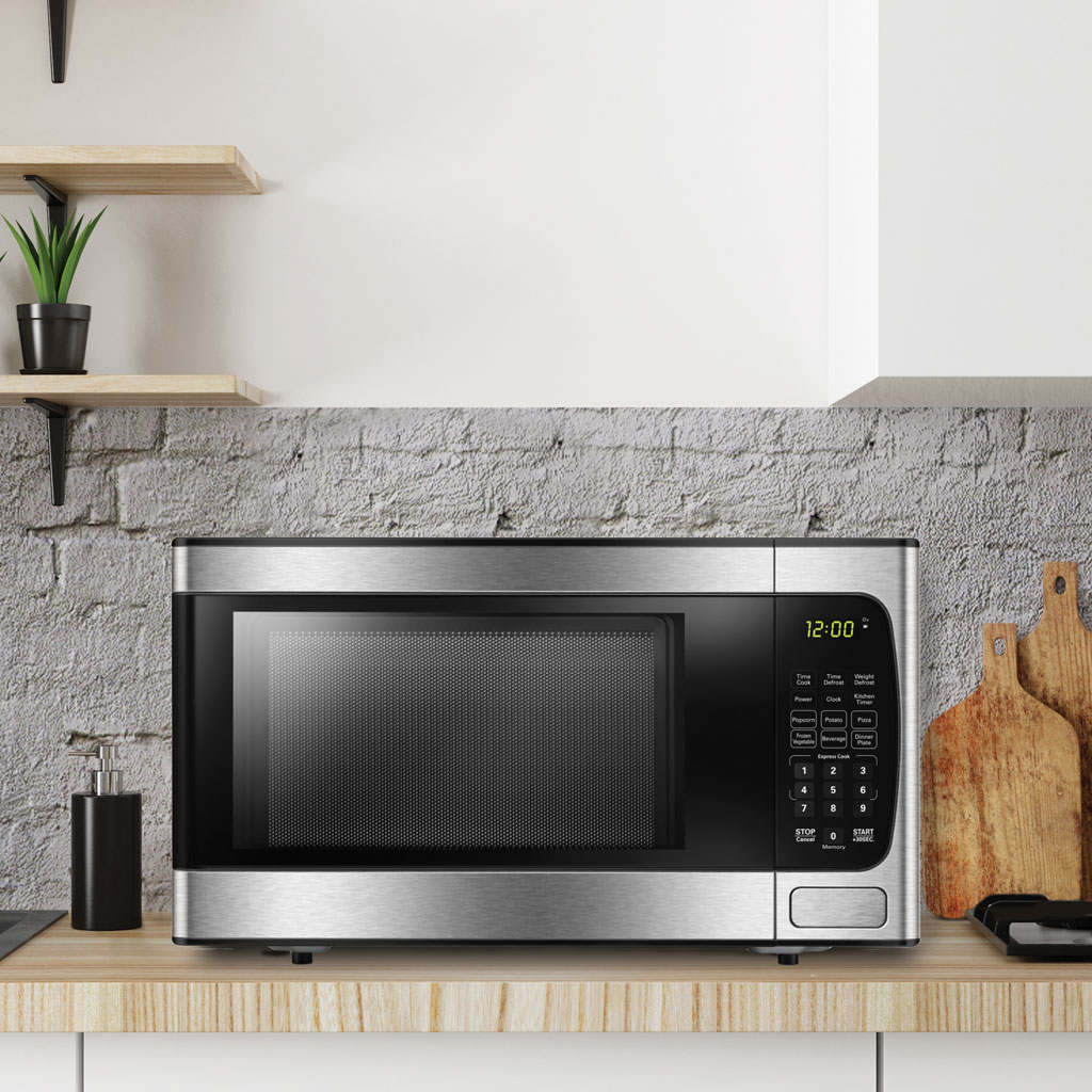 0.9 cu. ft. Countertop Microwave DBMW0924BBS
