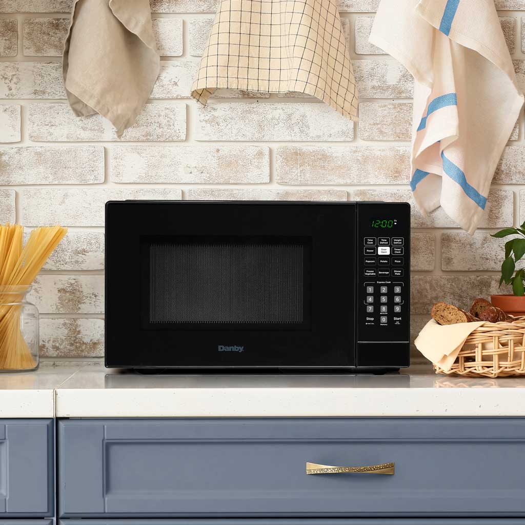 1.1 cu. ft. Countertop Microwave in Black view 4