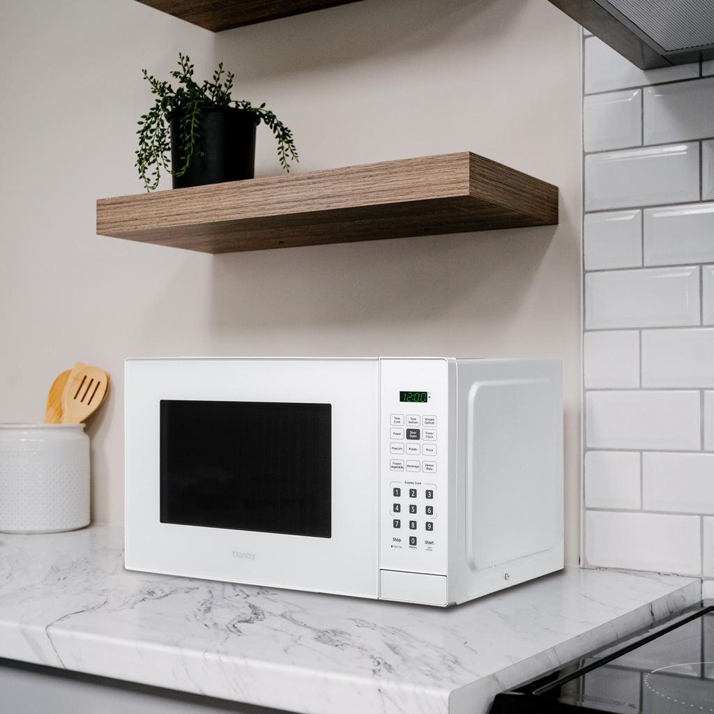 1.1 Cu. Ft. Countertop Microwave DBMW1121BWW