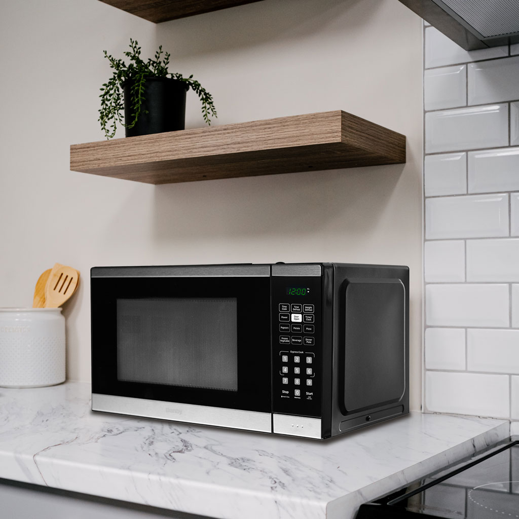 1.1 Cu. Ft. Countertop Microwave DBMW1126BBS