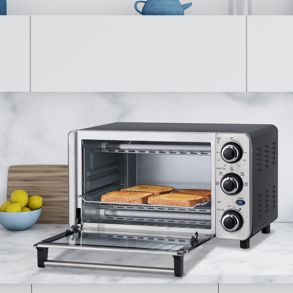 0.4 Cu. Ft./12l 4 Slice Countertop Toaster Oven DBTO0412BBSS