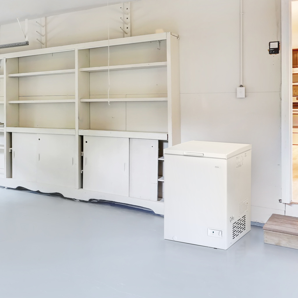 5.0 cu. ft. Square Model Chest Freezer DOE DCF050A6WM