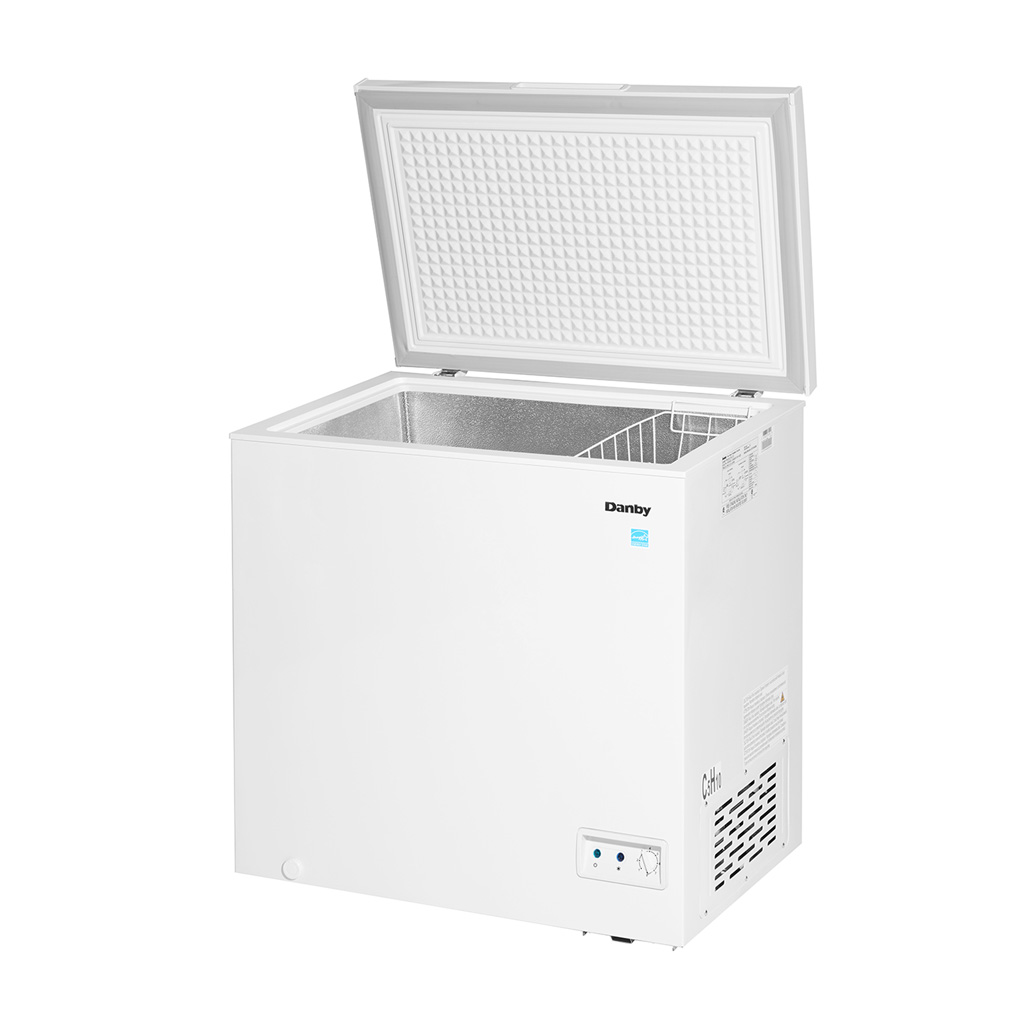 7.0 cu. ft. Square Model Chest Freezer view 9