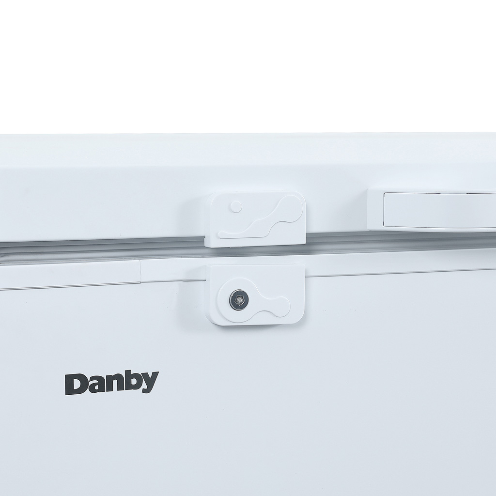 17.1 cu. ft. Chest Freezer 2 Door DCFM171A1WDB