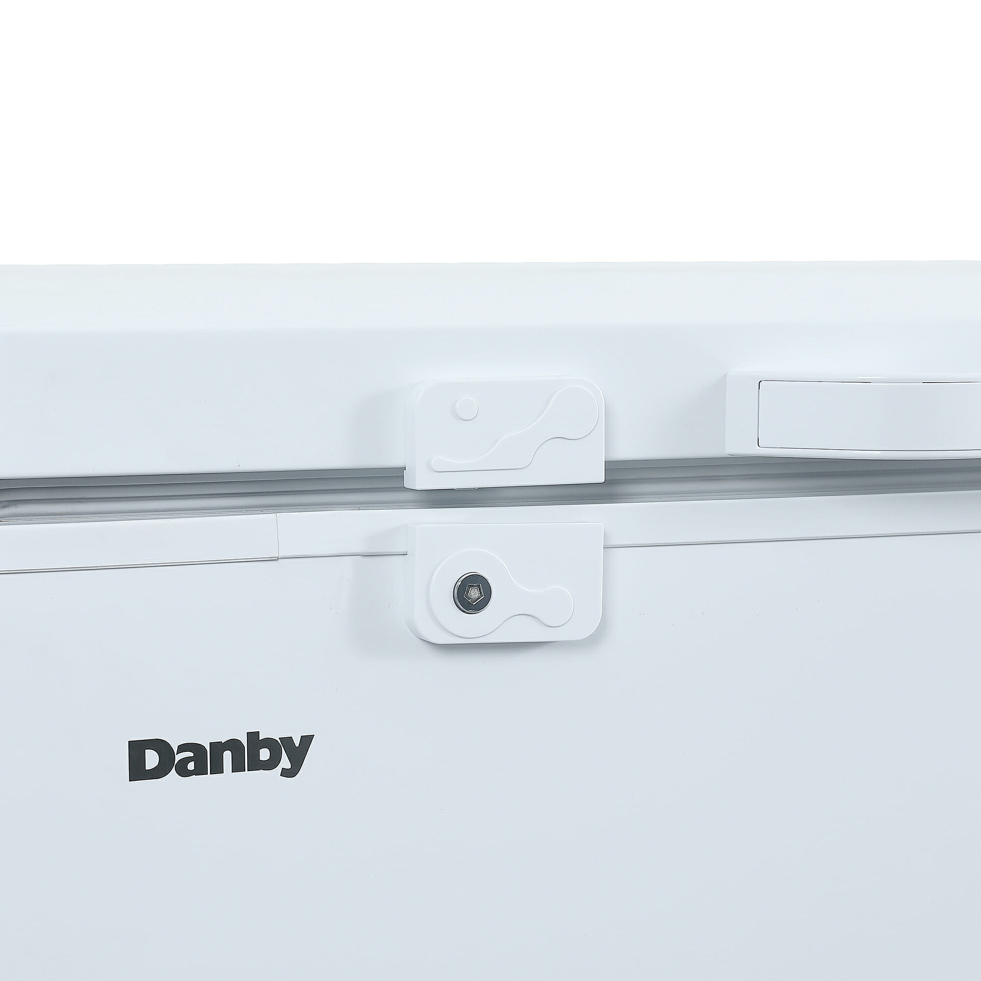 21.2 Cu. Ft. Chest Freezer DCFM210A1WDB