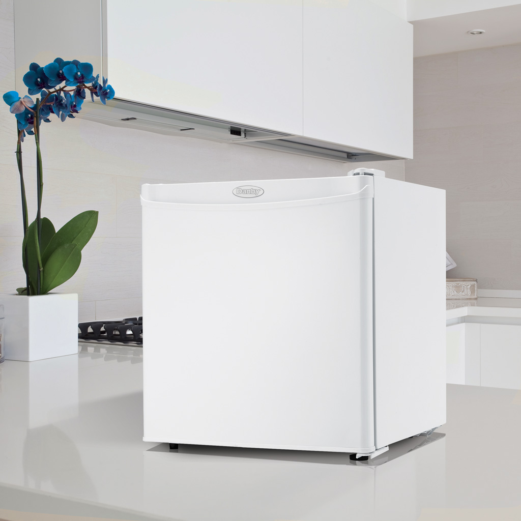 1.6 Cu. Ft. Compact Fridge DCR016A3WDB