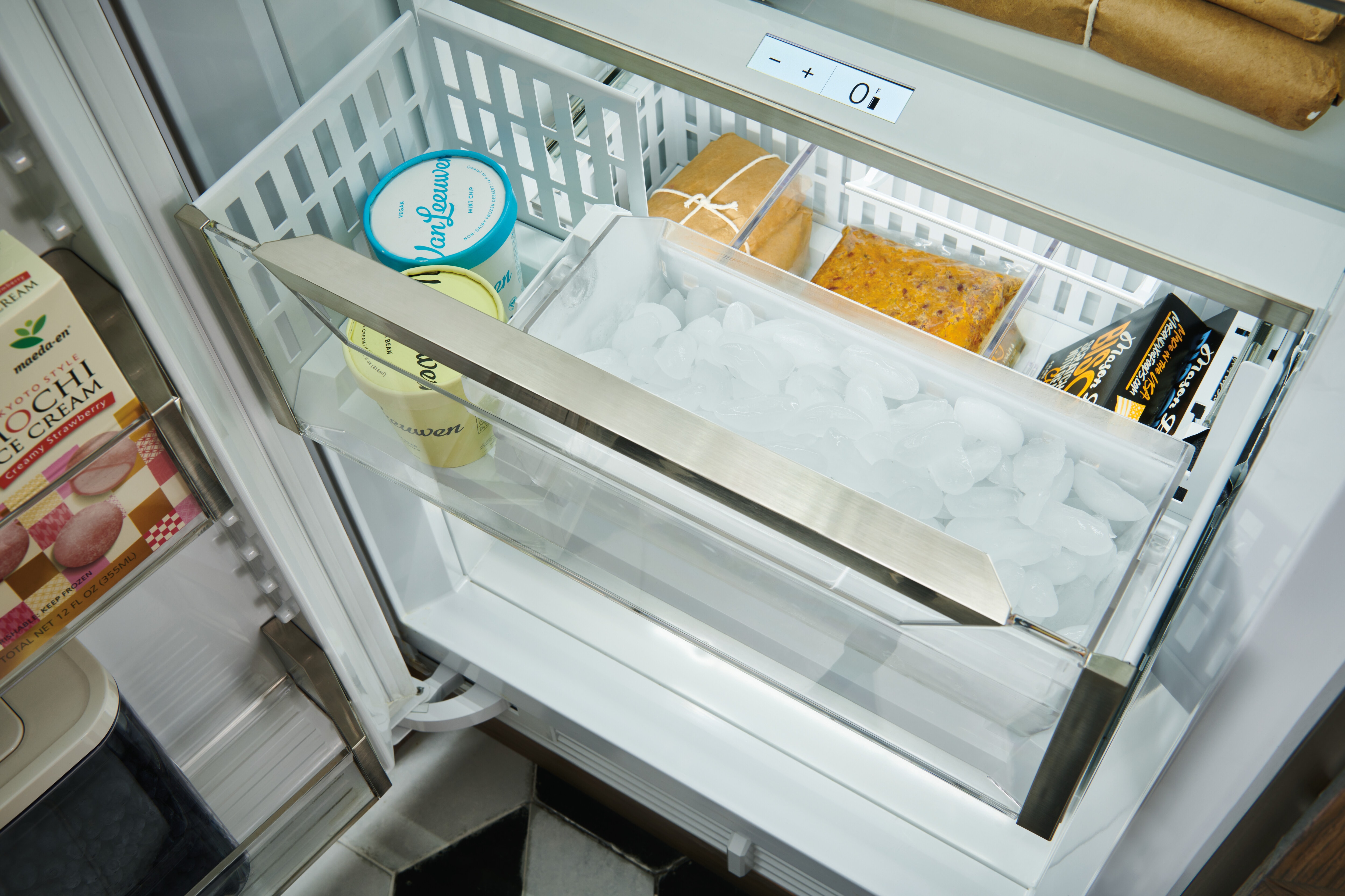 30" Designer Column Freezer with Ice Maker - Right Hinge DEC3050FIR