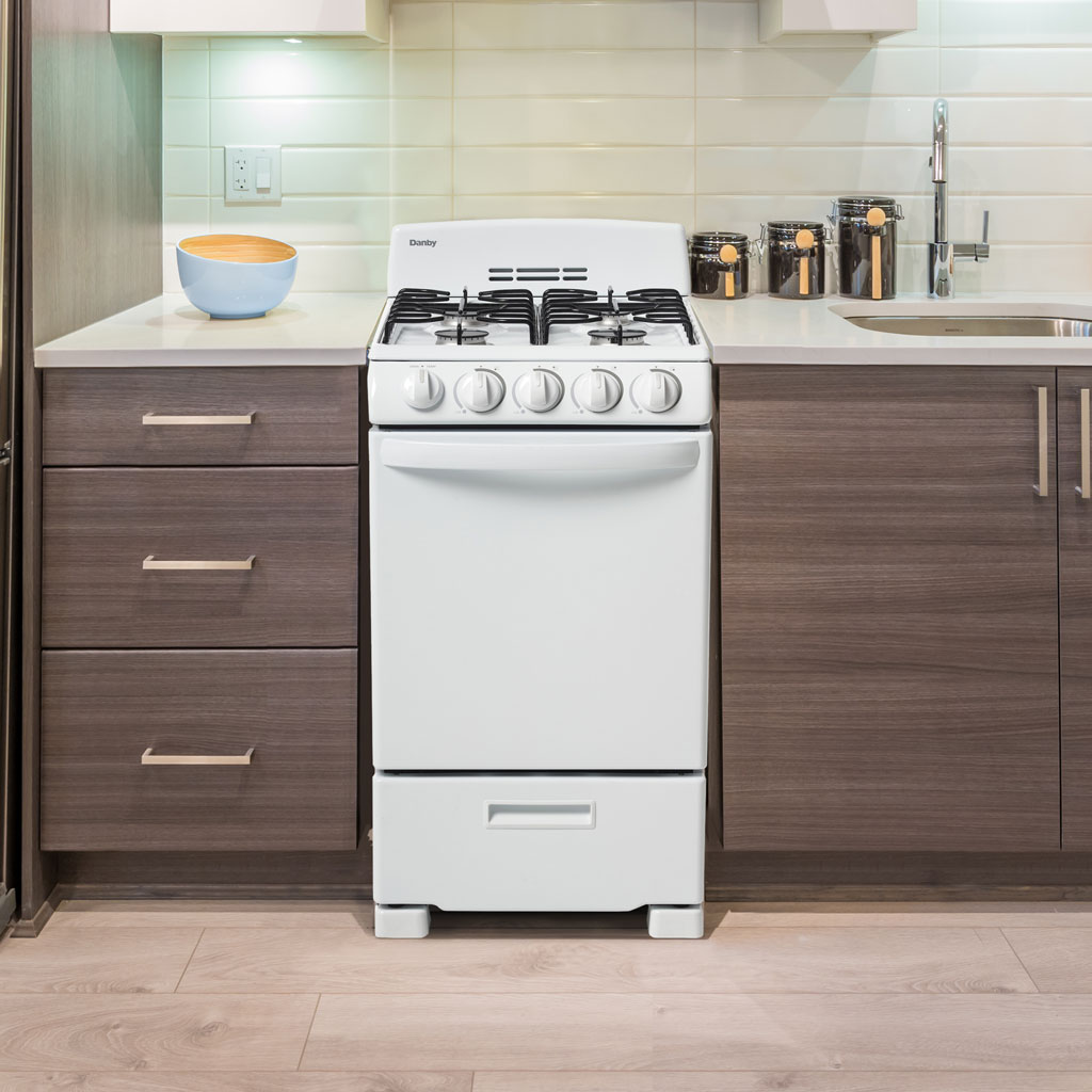 20″ Wide Electric Range DER202W