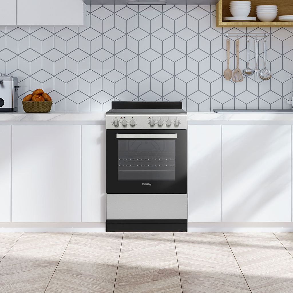 24″ Wide Electric Range view 5