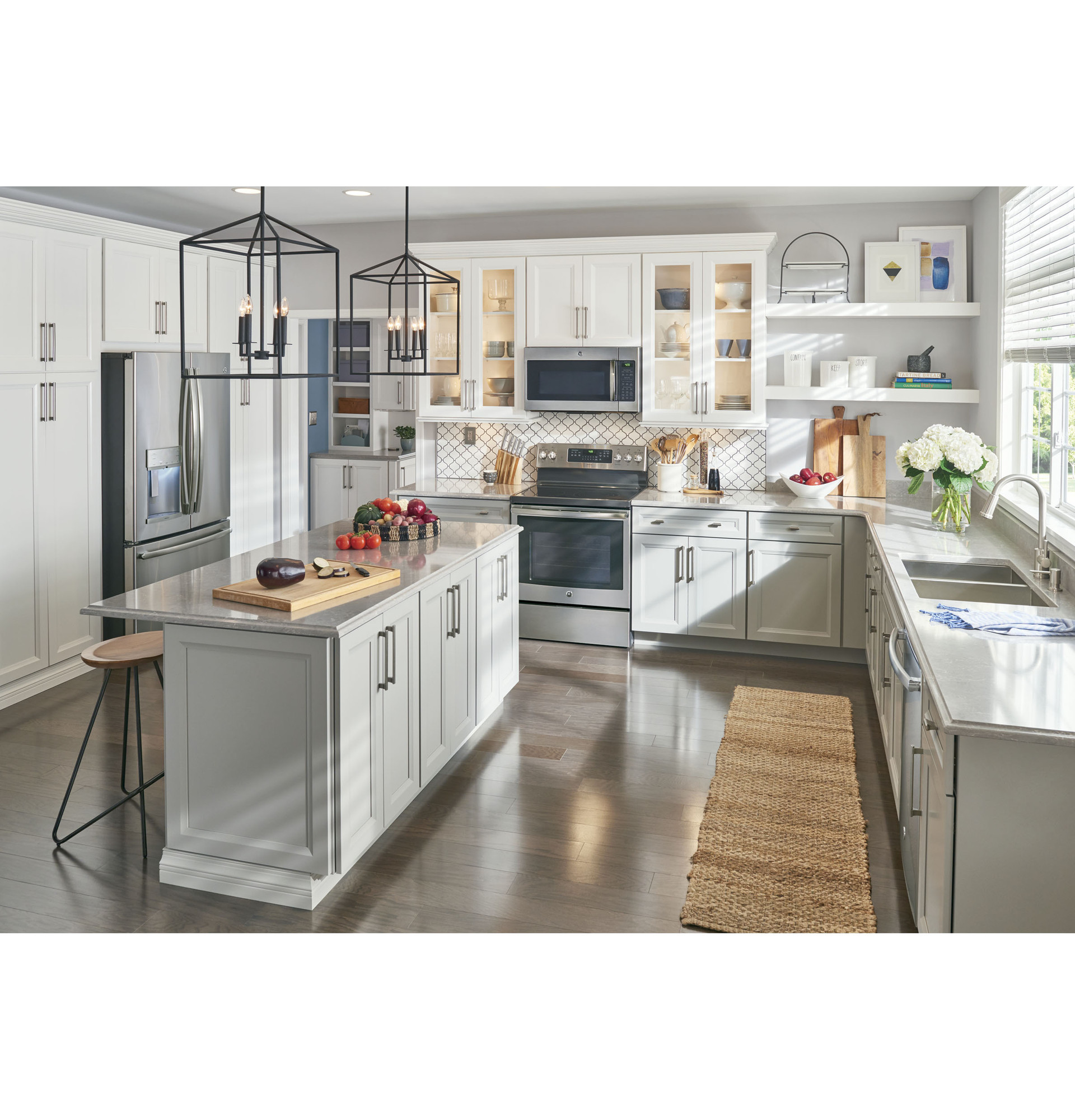 Adora series by GE 27.7 Cu. Ft. French-Door Refrigerator DFE28JSKSS, product image 10 of 11