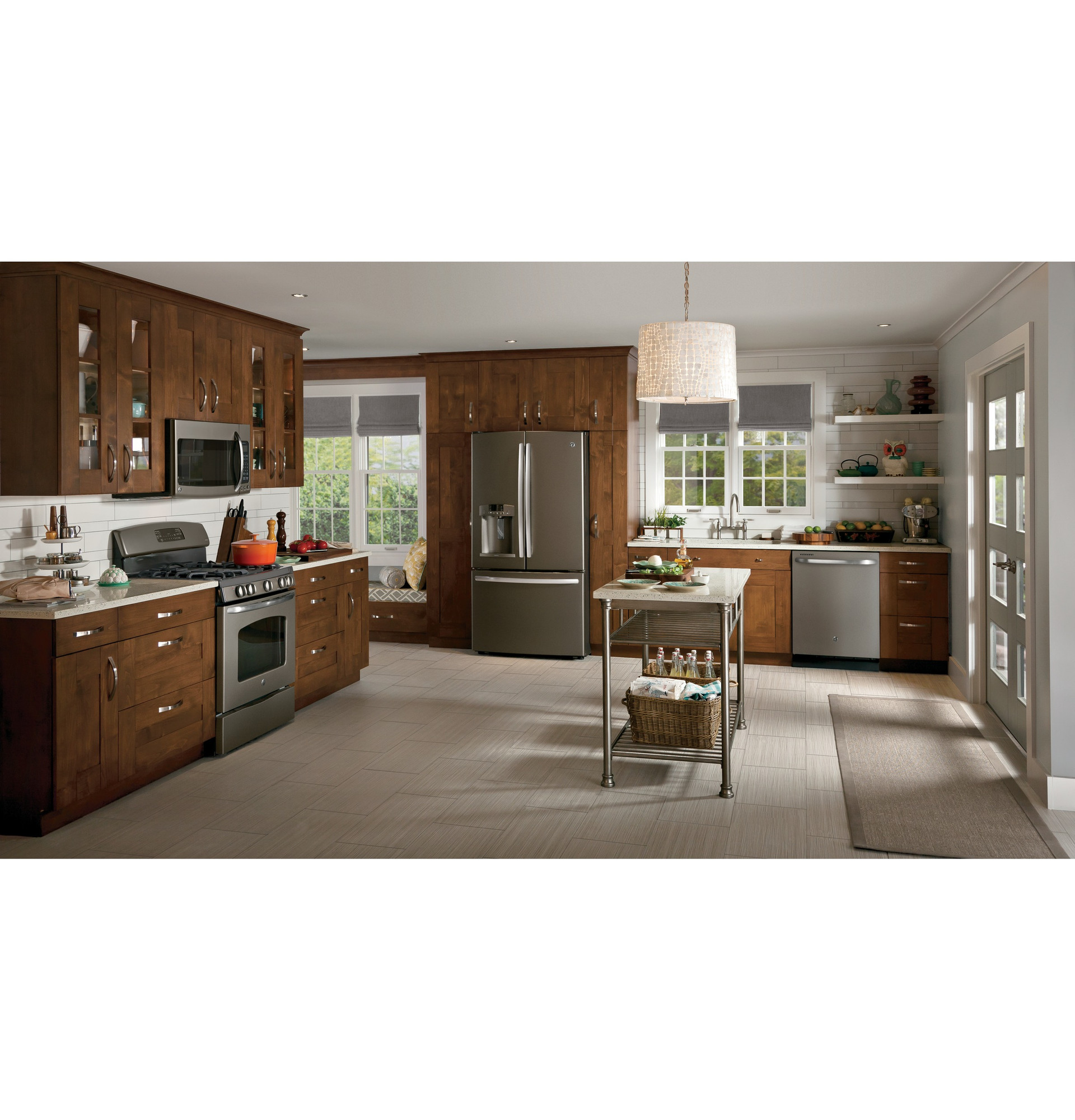 Adora series by GE 27.7 Cu. Ft. French-Door Refrigerator DFE29JMDES, product image 4 of 8