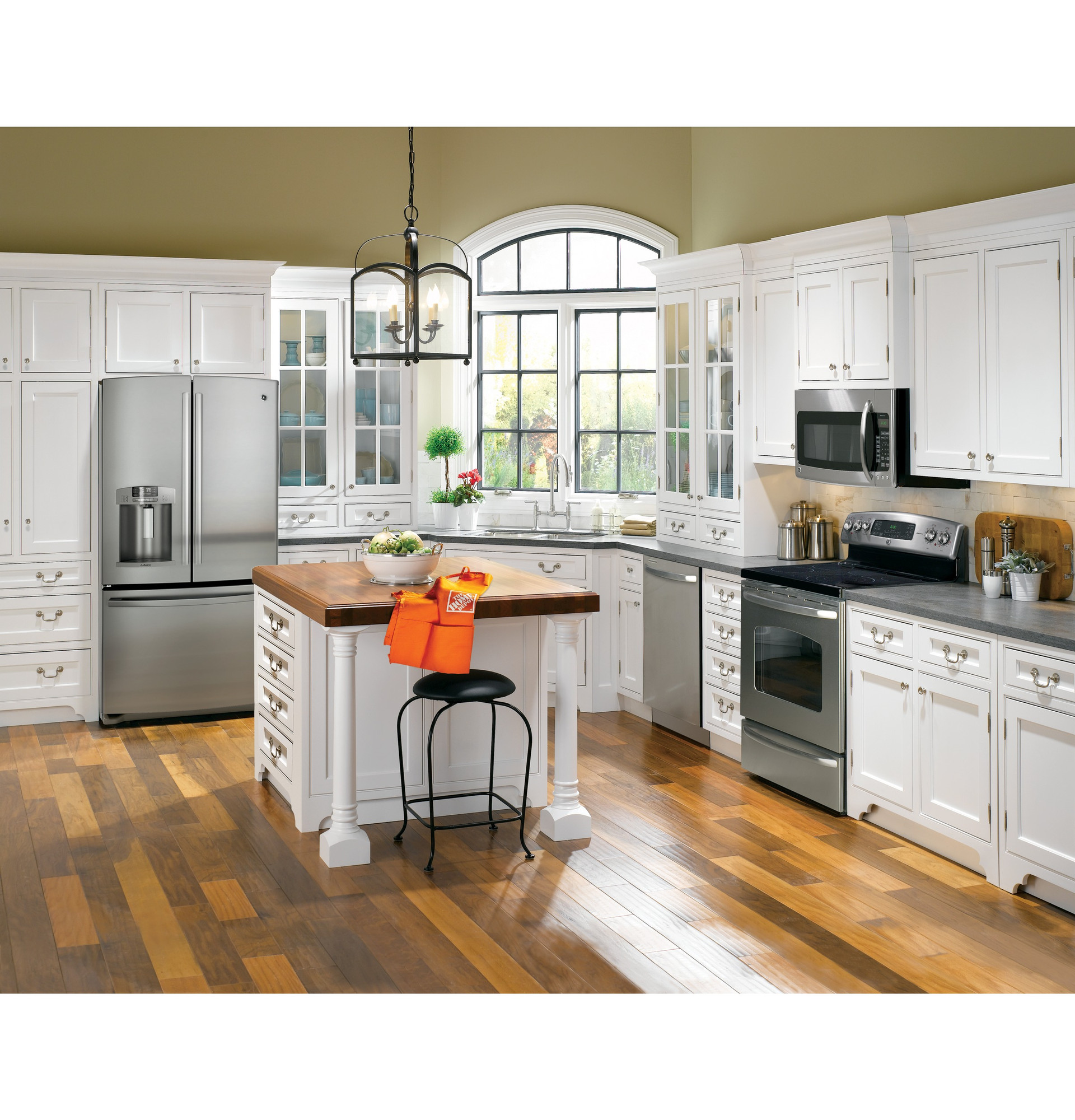 Adora series by GE 27.7 Cu. Ft. French-Door Refrigerator DFE29JSDSS, product image 3 of 8