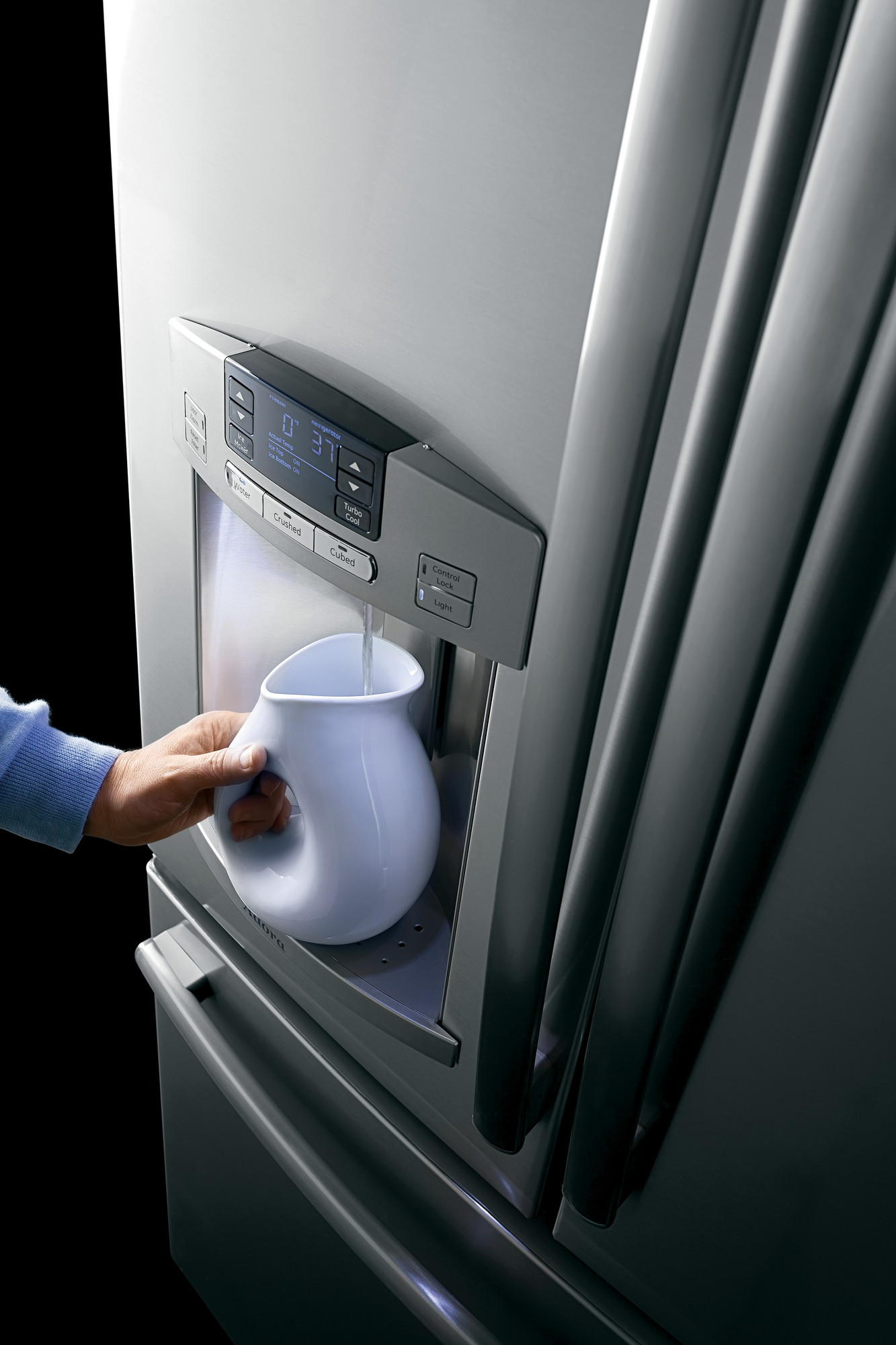 Adora series by GE 27.7 Cu. Ft. French-Door Refrigerator DFE29JSDSS, product image 5 of 8