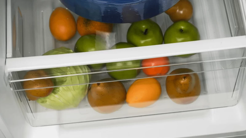 10.0 cu. ft. Apartment Size Fridge Top Mount DFF101E1WDB