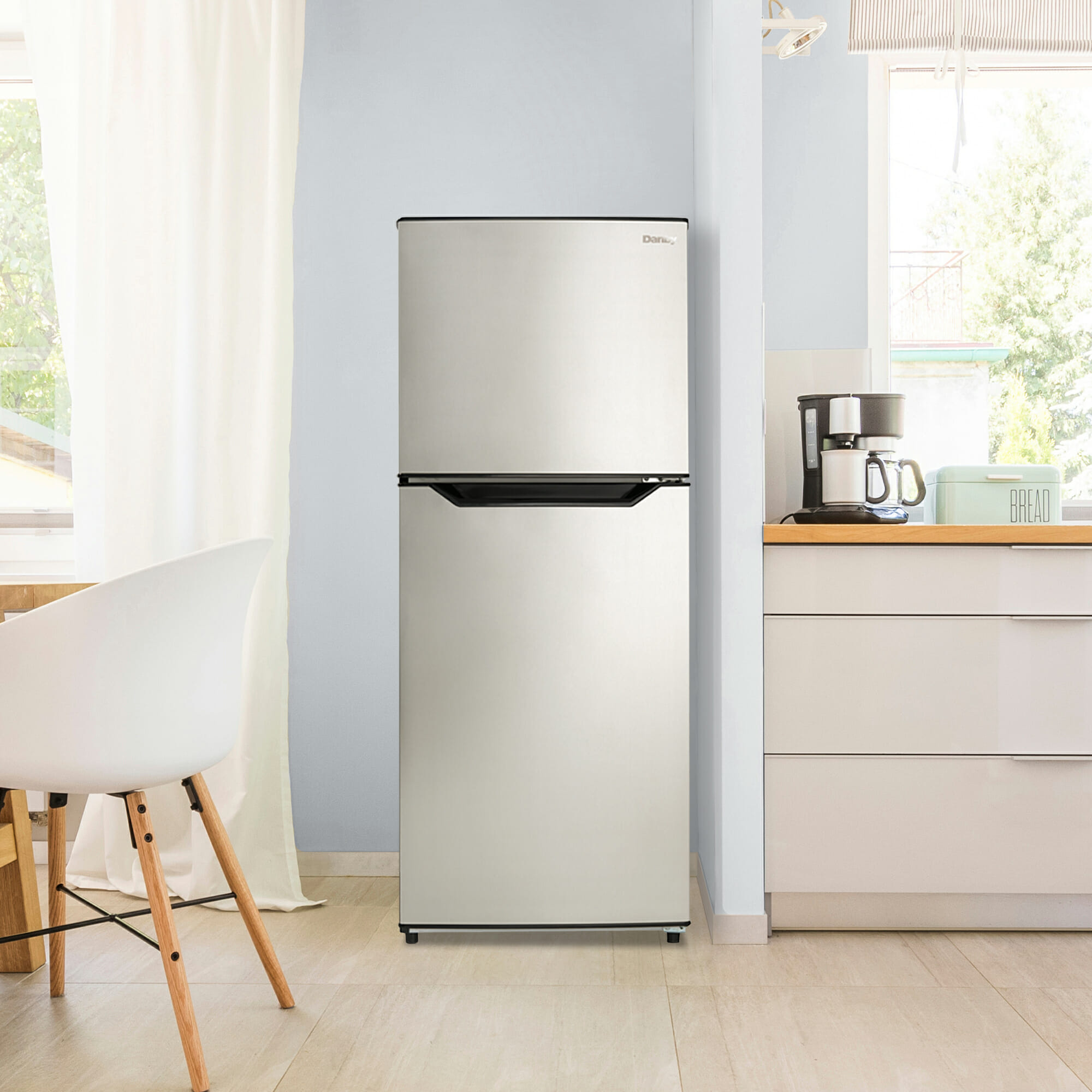 11.6 Cu. Ft. Apartment Size Top Mount Fridge DFF116B2SSDBL