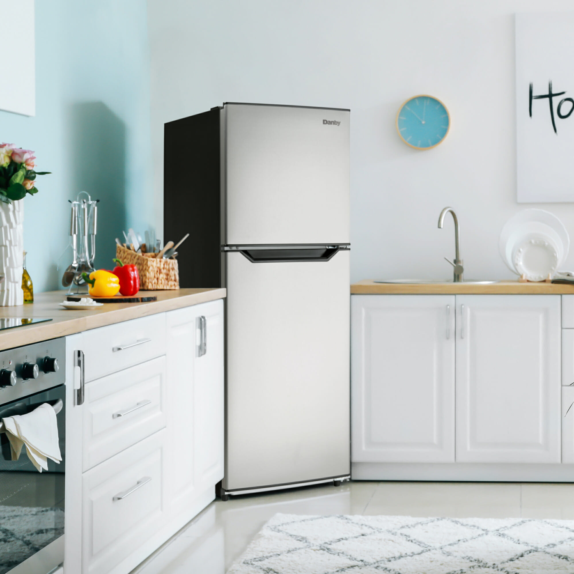 11.6 Cu. Ft. Apartment Size Top Mount Fridge DFF116B2SSDBL