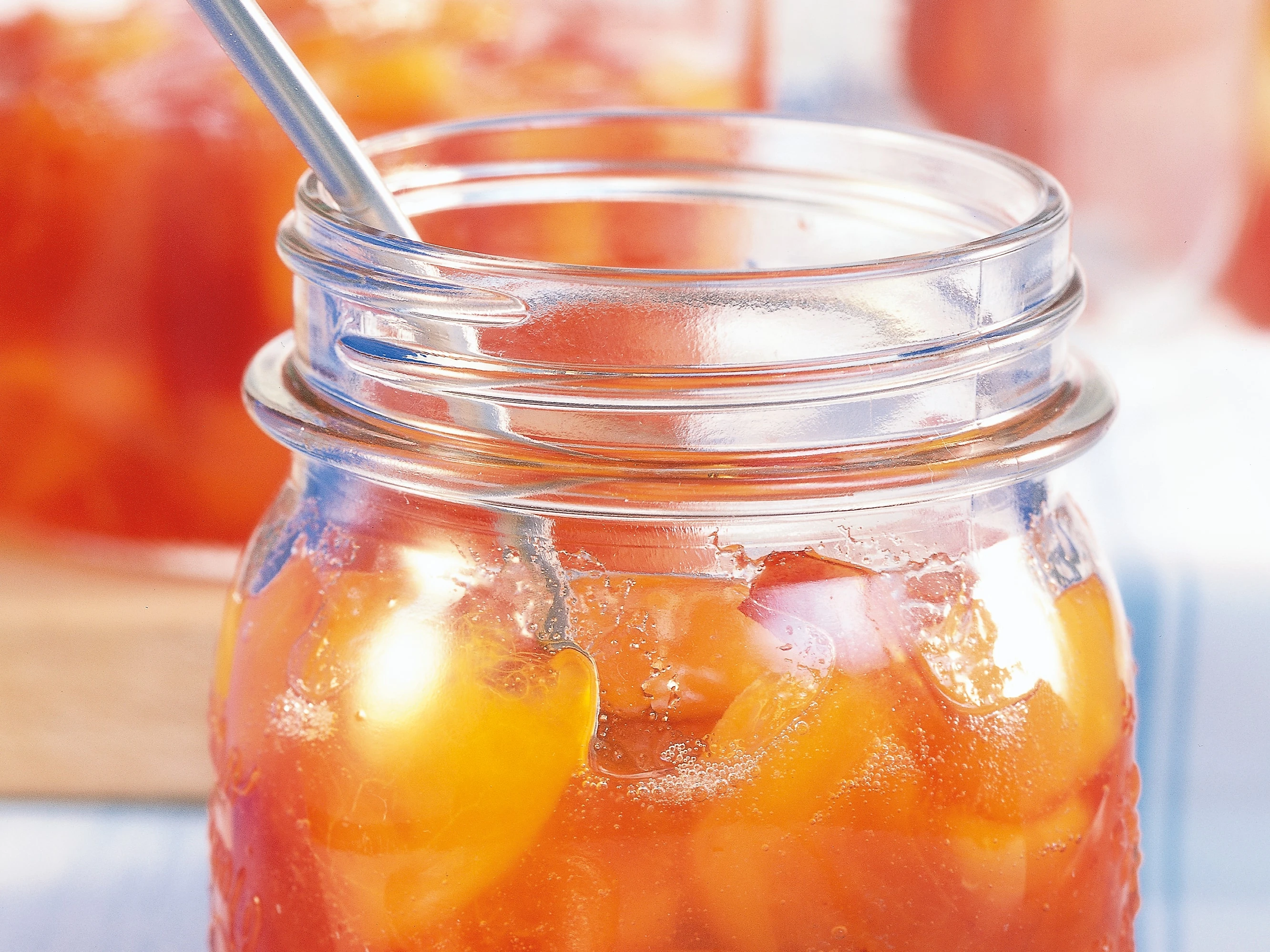 Extracting juice