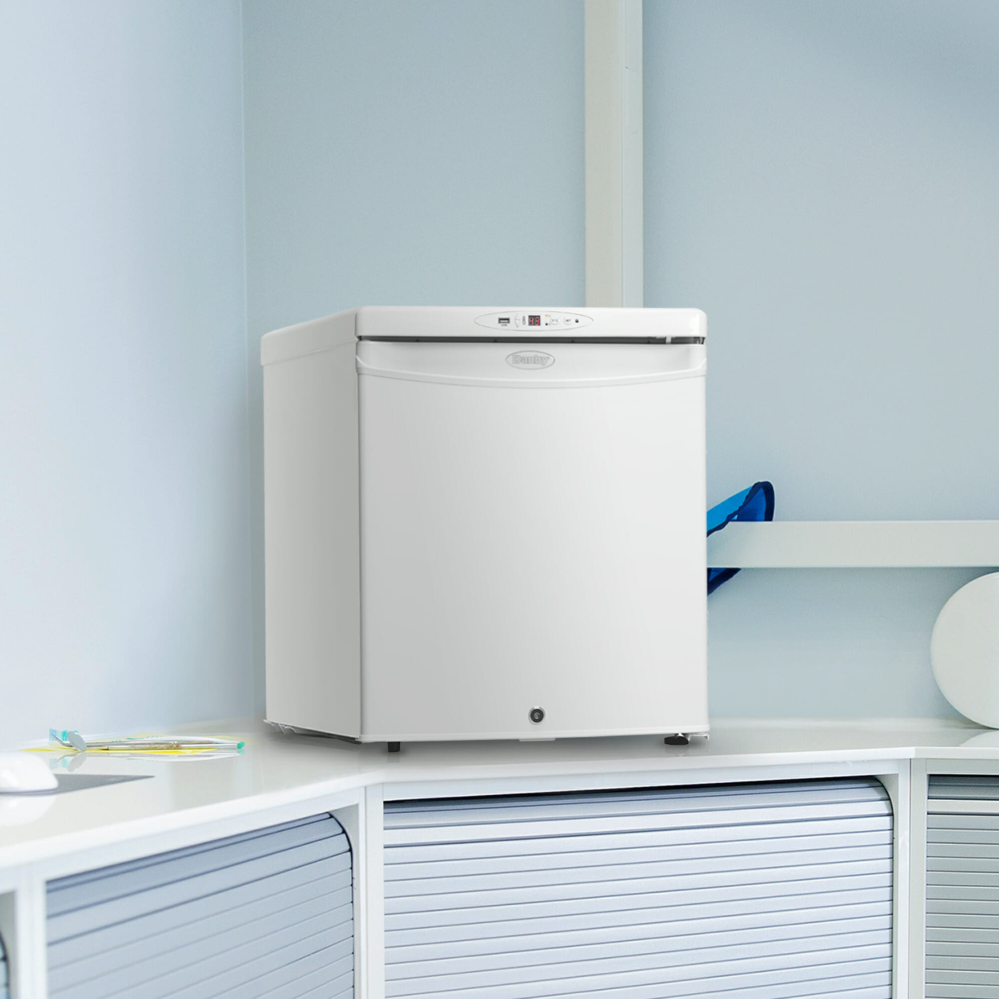 Health 1.6 Cu. Ft. Medical Fridge DH016A1W