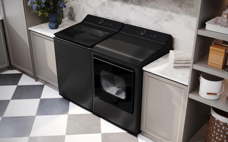 7.3 cu. ft. Ultra Large Capacity Rear Control Electric Dryer with AI Sensing and ThinQ® Smart Features view 4