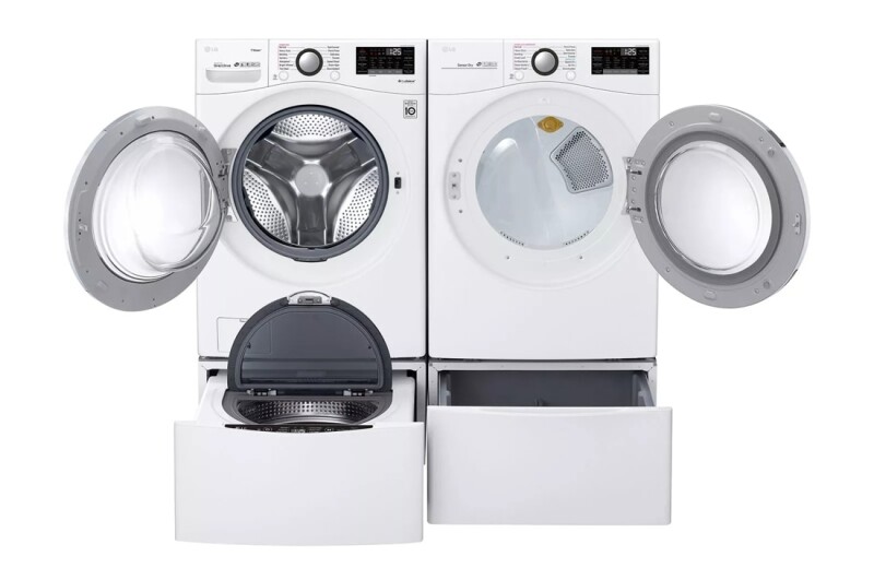 7.4 cu.ft. Smart wi-fi Enabled Gas Dryer with TurboSteam™ DLGX3901W