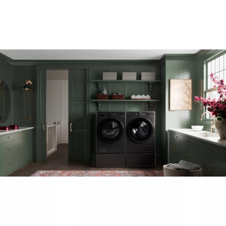 7.8 cu. ft. Mega Capacity Smart Front Load Dryer with Dual Inverter HeatPump™ Technology and Inverter Direct Drive Motor System view 6