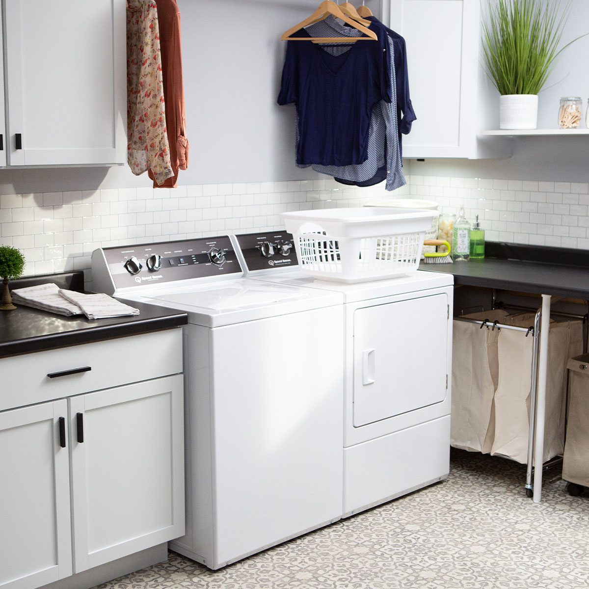 DR5 Sanitizing Electric Dryer with Steam view 6