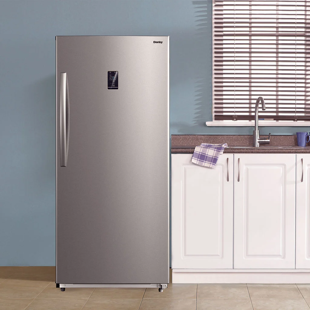 21 cu. ft. Convertible Upright Freezer Look DUF206E1SSLDB