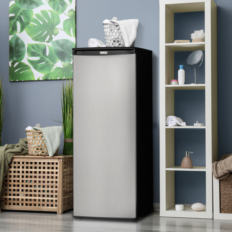 Designer 8.5 cu. ft. Upright Freezer DUFM085A4BSLDD