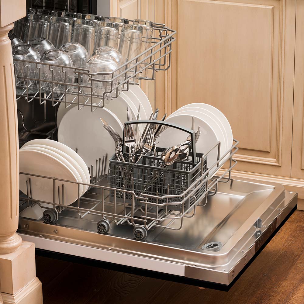 24 In. Top Control Dishwasher With Black Matte Panel And Modern Style Handle, 52dba DWBLMH24
