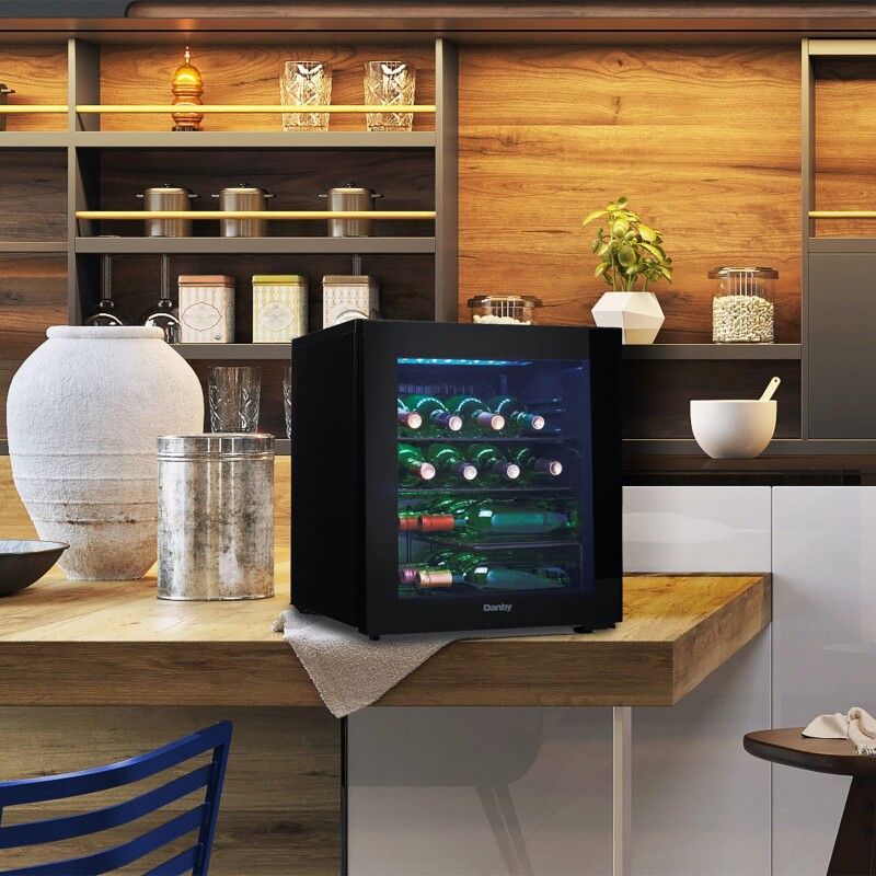 16 Bottle Free-Standing Wine Cooler view 13