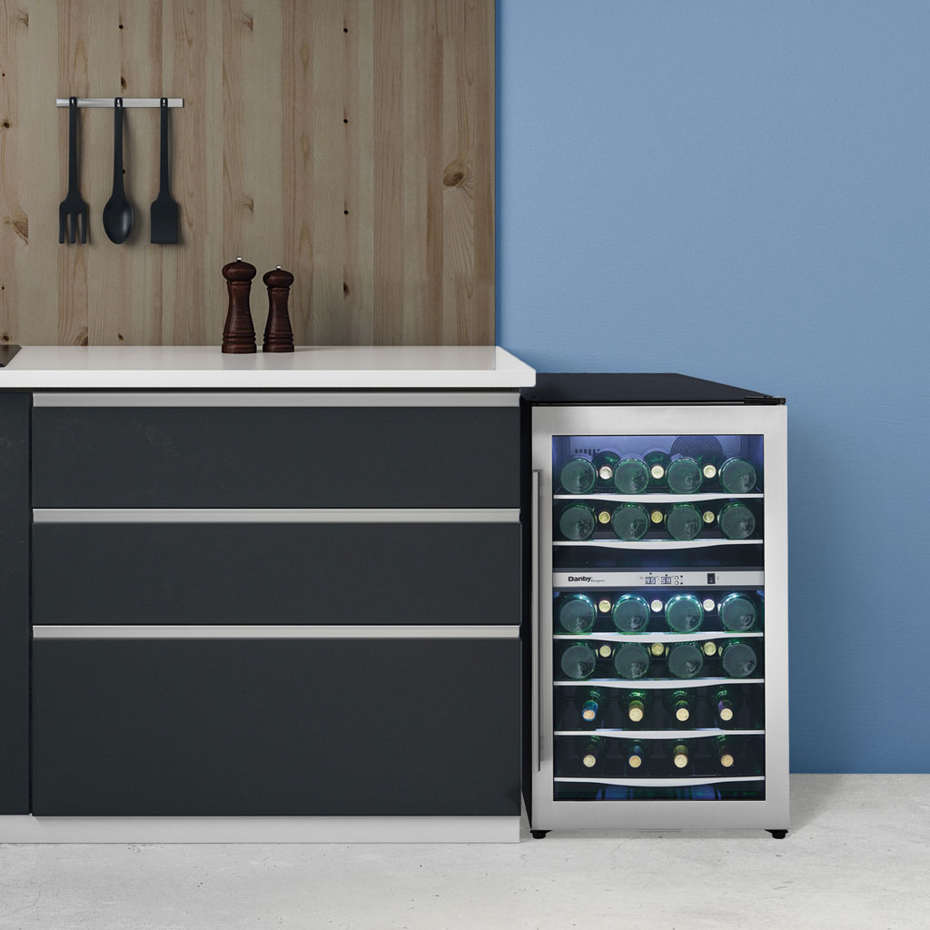 38 Bottle Free-Standing Wine Cooler DWC040A3BSSDD