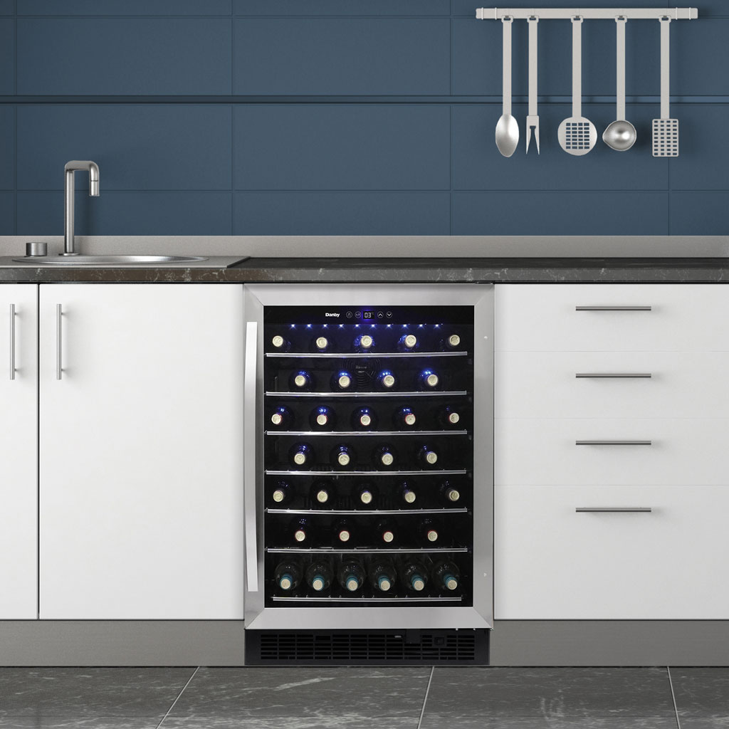 60 Bottle Built-in Wine Cooler DWC057A1BSS