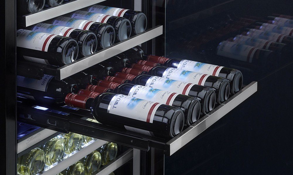 Bordeaux 24” DUAL ZONE WINE CELLAR. DWC140D1BSSPRUS